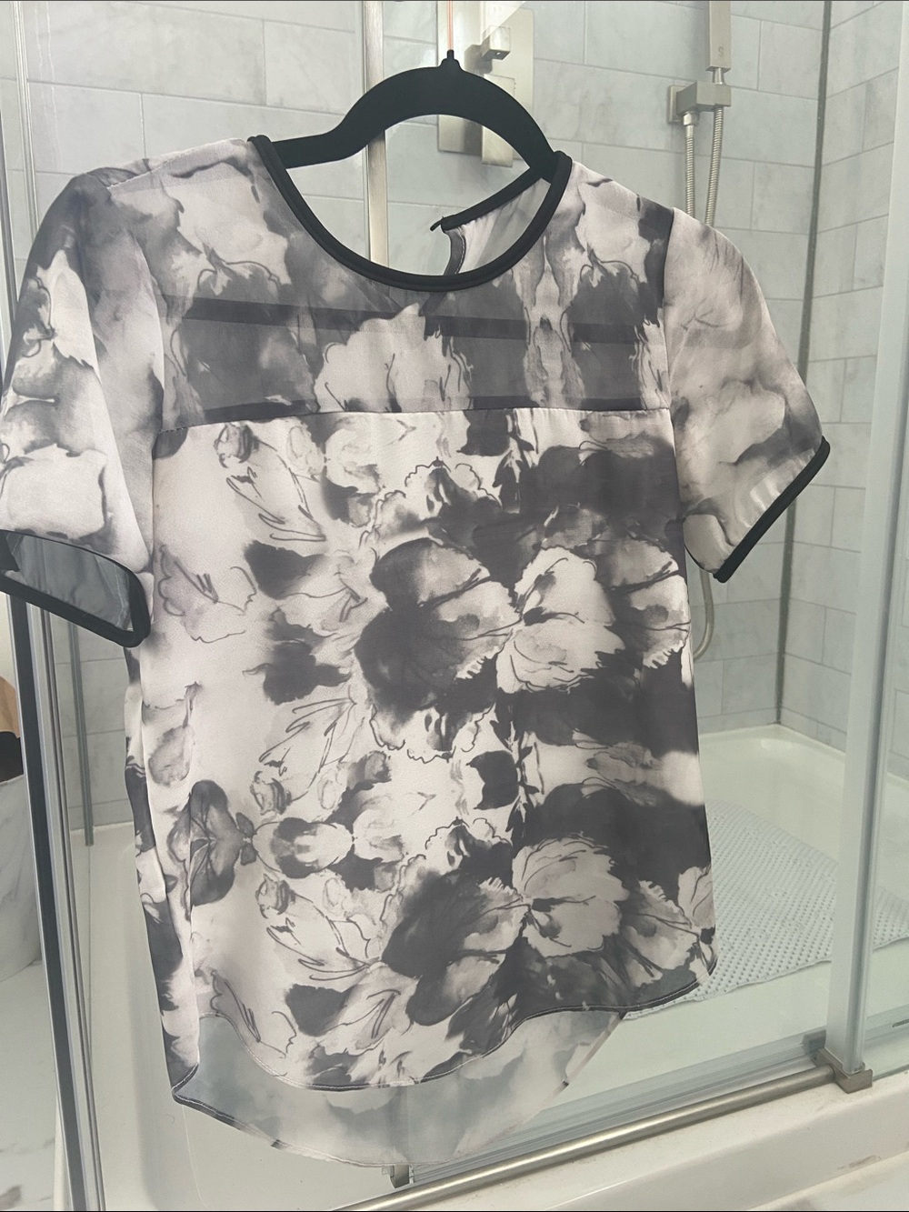 Floral Sheer Panel Short-Sleeve Top - Black & White